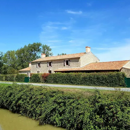 Au Clos Des Templiers