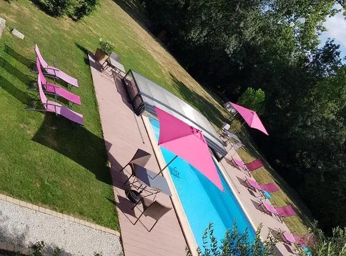 Au Clos Des Templiers Alojamento de Acomodação e Pequeno-almoço 3*