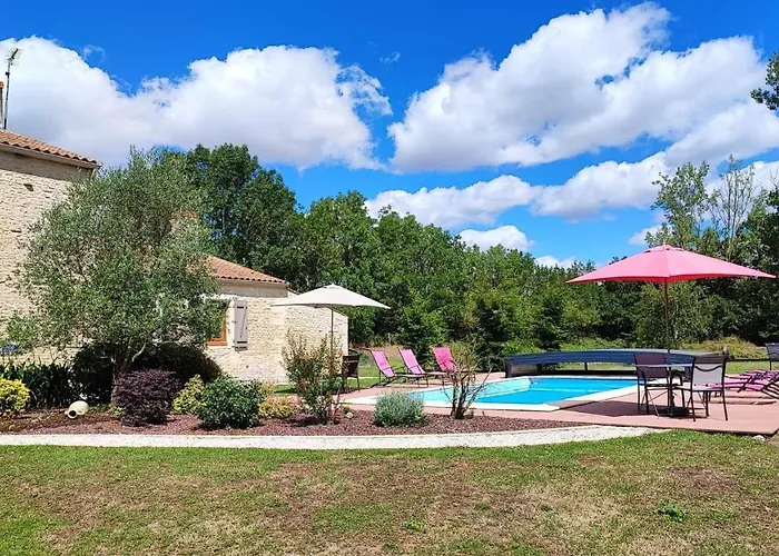 Alojamento de Acomodação e Pequeno-almoço Au Clos Des Templiers Puyravault (Vendee)
