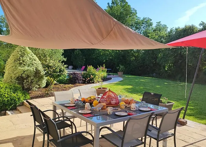 Au Clos Des Templiers Alojamento de Acomodação e Pequeno-almoço Puyravault (Vendee)