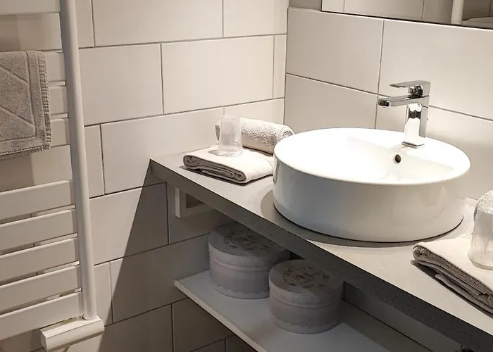 Au Clos Des Templiers Alojamento de Acomodação e Pequeno-almoço 3*