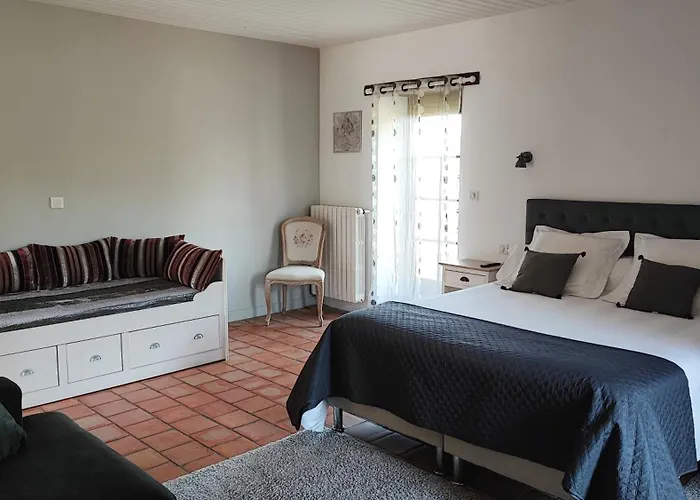 Au Clos Des Templiers 3*