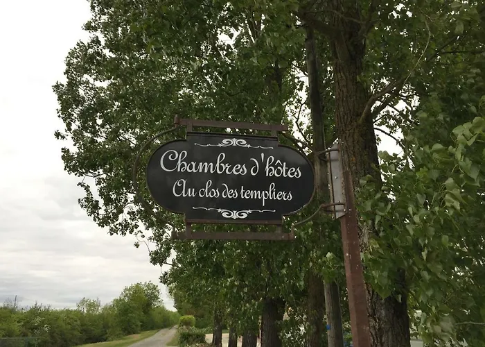 Alojamento de Acomodação e Pequeno-almoço Au Clos Des Templiers Puyravault (Vendee)